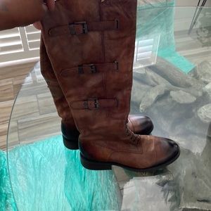 Beautiful brown boots